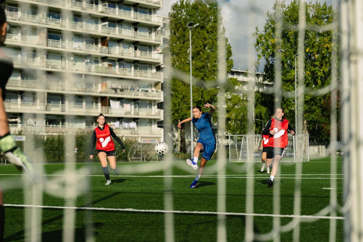 ConversionStill_Nike_Full_BTC_SS26_01